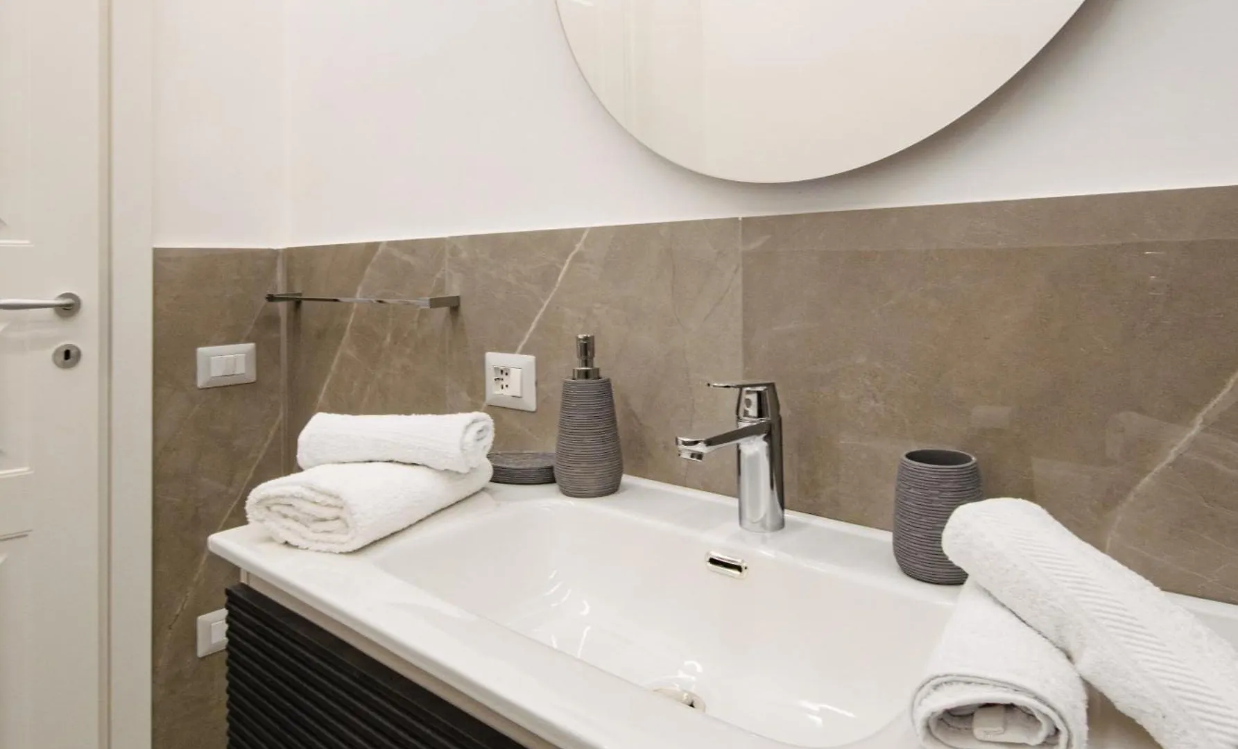 Anema Sweet Hotel Naples Guest house