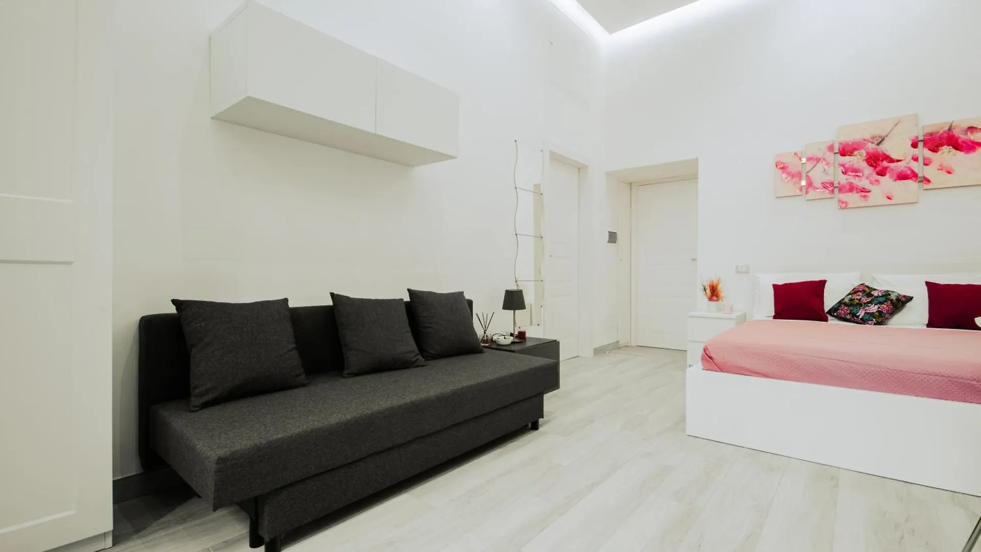 Anema Sweet Hotel Naples 0*,